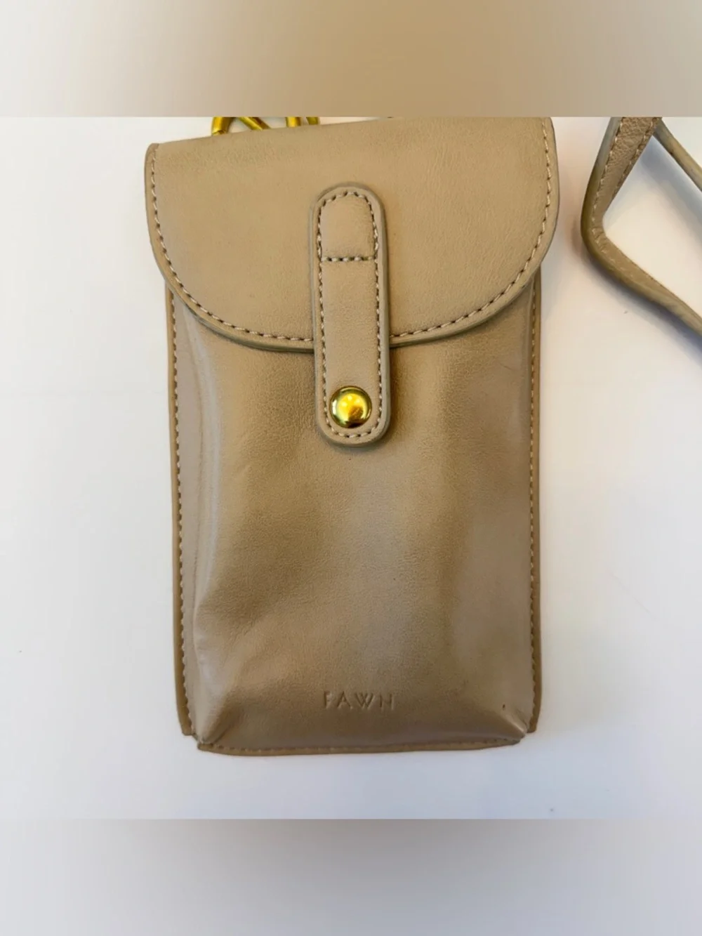 *New* Fawn Design Essential Crossbody